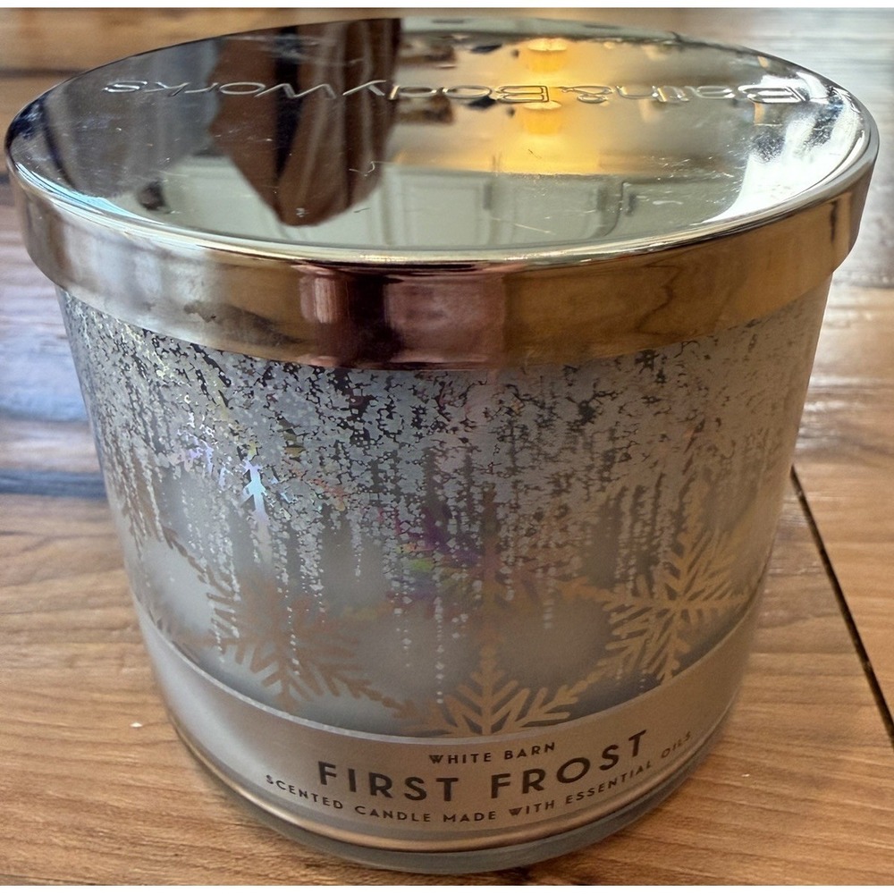 Bath & Body Works White Barn First Frost 3 Wick Candle Snowflake Jar 14.5 Oz